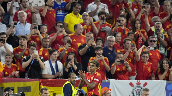 Španija u finalu: Jamal i Olmo odveli furiju u borbu za trofej