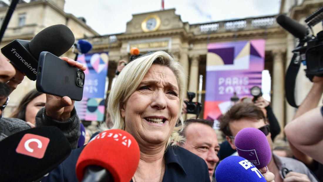 Le Pen: Francuska u ćorsokaku, niko ne zna odakle će doći premijer