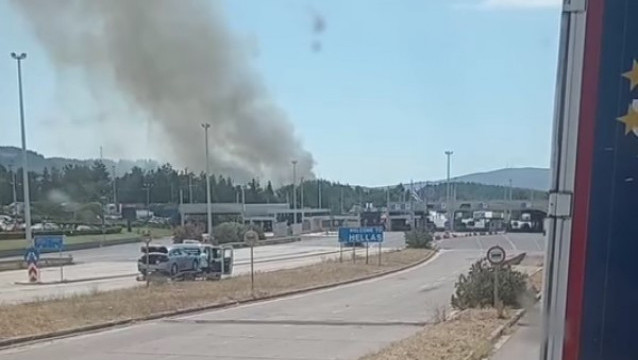 Bogorodica i Evzoni ponovo rade: Normalizovan saobraćaj nakon požara sa grčke strane