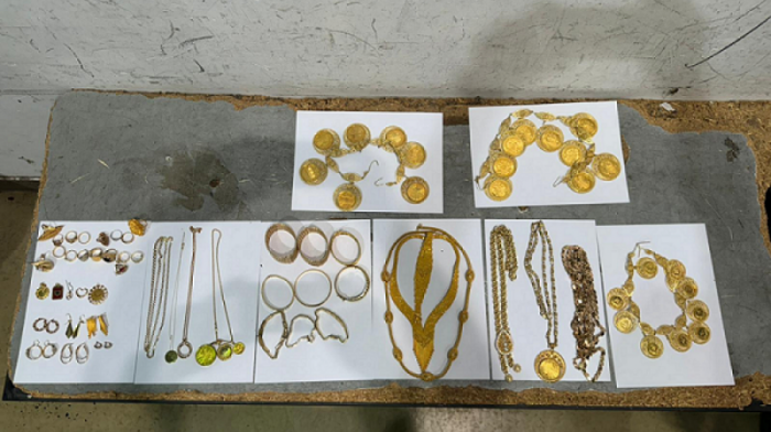 Uprava carina: U dva slučaja zaplenjeno više od 1,5 kilograma zlatnog nakita