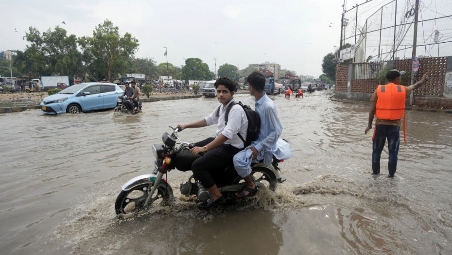 Poplave ubile najmanje 14 ljudi u Pakistanu: U jednoj kući stradalo 11 članova porodice