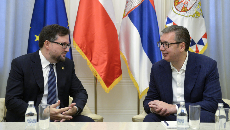 Predsednik Vučić primio u oproštajnu posetu ambasadora Poljske