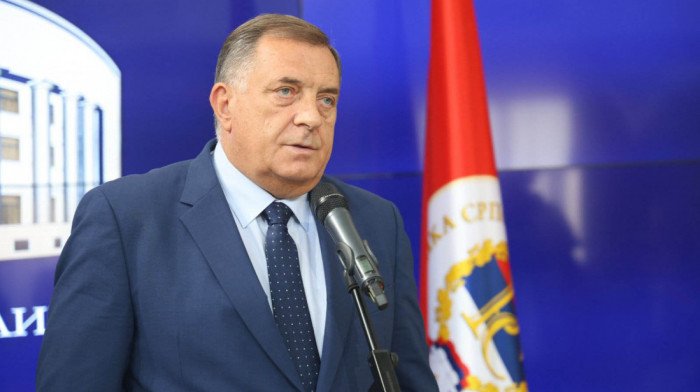 Dodik: Vučić će izvojevati pobedu za suverenitet Srbije