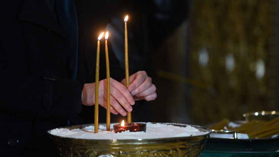 Patrijarh služio liturgiju u Sabornom hramu u Novom Sadu i pomen stradalima u padu nadstrešnice na Železničkoj stanici