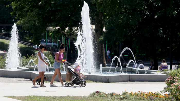 Srbija u "crvenom": Jak toplotni talas na području cele zemlje, danas do 41 stepen Celzijusovih