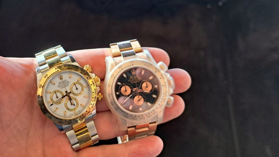 Carinici sprečili krijumčarenje dva "Rolex Daytona" vrednosti veće od 65.000 evra