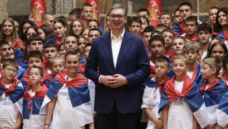 Vučić sa mladim sportistima: "Beograd i Srbija su vaša kuća"