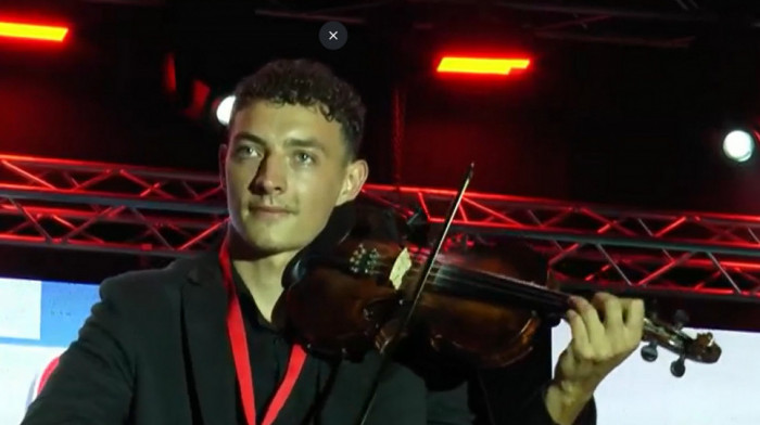 Sabor violinista u Pranjanima: Muzičari ukrštaju gudala u borbi za prestižne nagrade