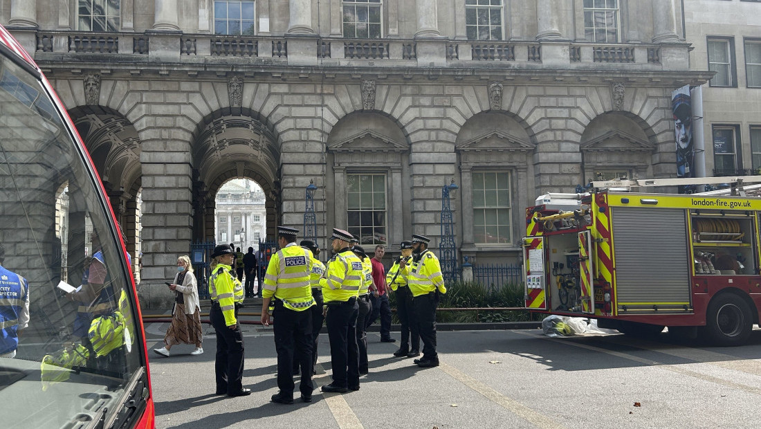 Izbio veliki požar u londonskom Somerset hausu iz 16. veka