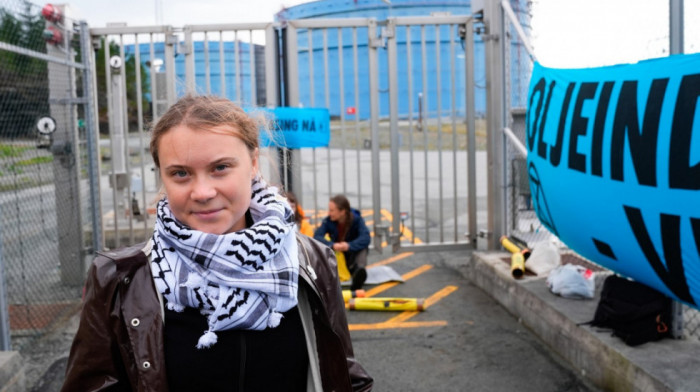 Policija po drugi put u nedelju dana izvela Gretu Tunberg sa propalestinskog protesta