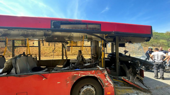 Naloženo hapšenje vozača autobusa zbog saobraćajne nesreće u Umki