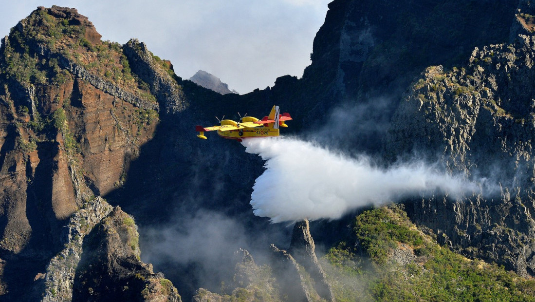 Portugal zatražio od Evropske komisije dodatne avione za gašenje požara