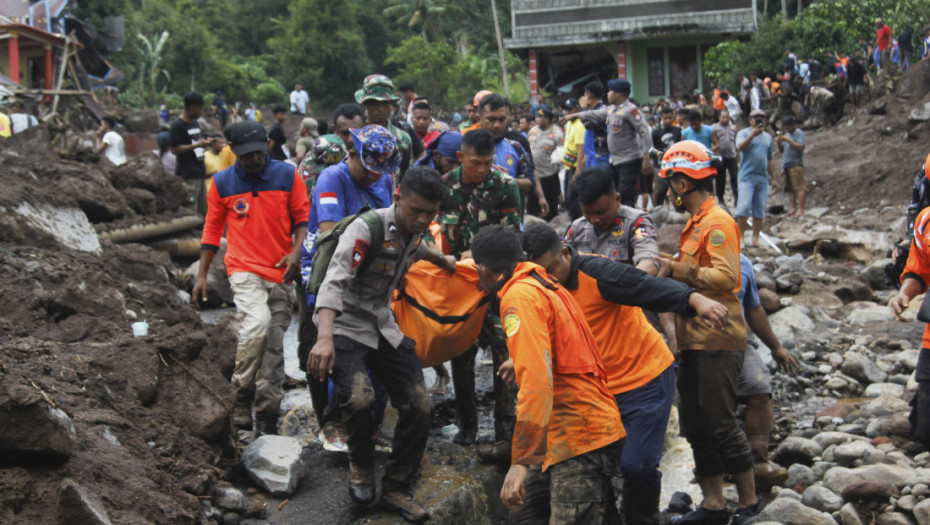 Obilne kiše izazvale poplave u Indoneziji: Najmanje 13 poginulo na ostrvu Ternate