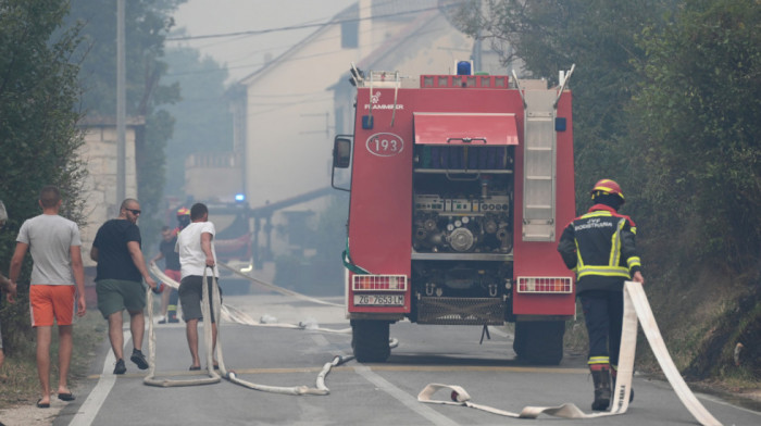 Ponovo aktiviran požar kod Splita, vatrogasci dežurali celu noć