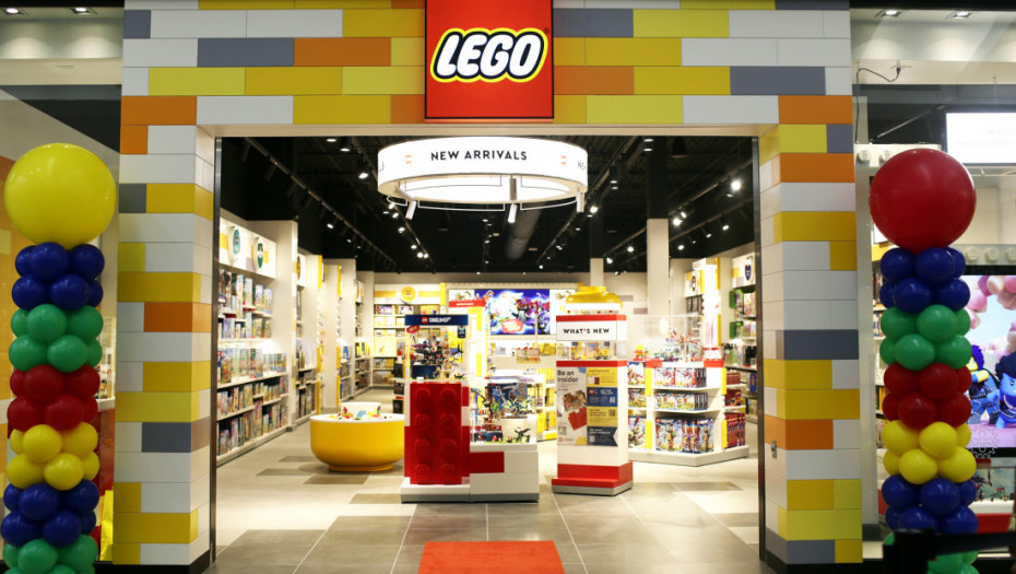 Lego planira da do 2026. polovinu plastičnih kockica proizvede od recikliranih materijala