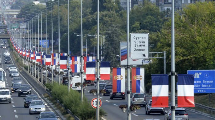 Francuski mediji o poseti Makrona Srbiji: Moguća potvrda ugovora o kupovini 12 Rafala