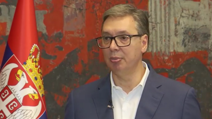 Vučić pred posetu Makrona: Kupovina "rafala" nije pitanje cene, već određenih garancija