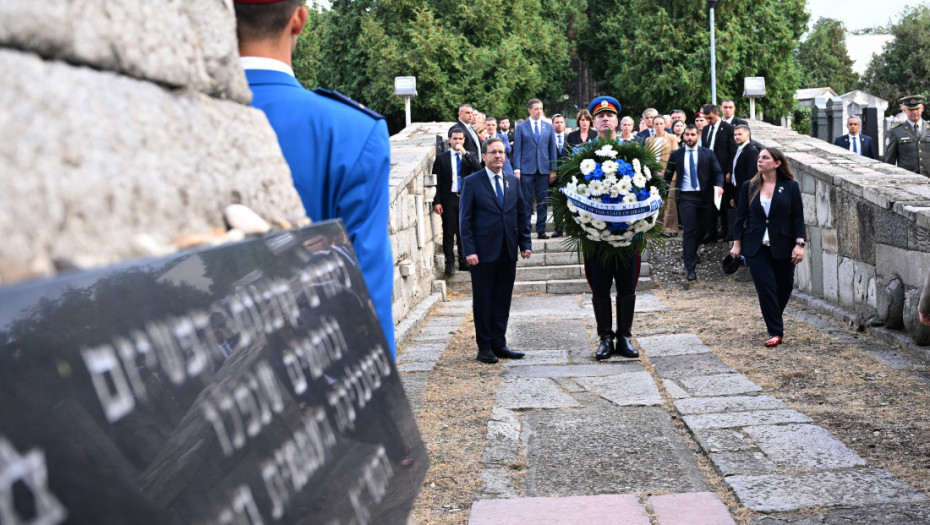 Predsednik Izraela obišao Jevrejsko groblje u Beogradu: Jevrejska zajednica u Srbiji stoji kao svetionik sa prijateljima