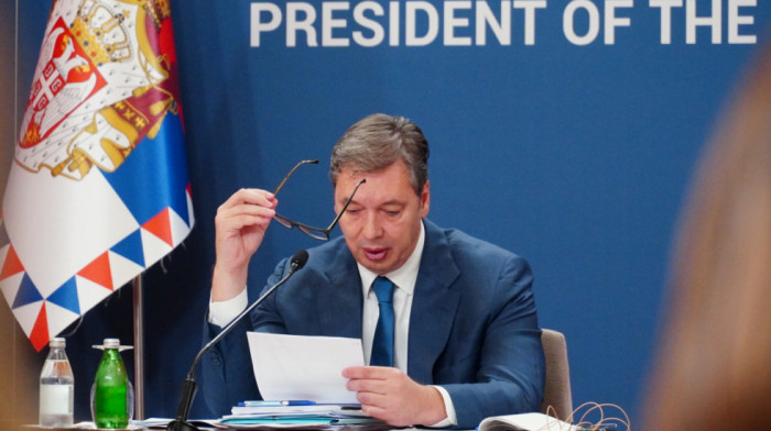 Vučić: Za dve do tri nedelje neće biti lista čekanja za skener, a ubrzo i za magnetnu rezonancu