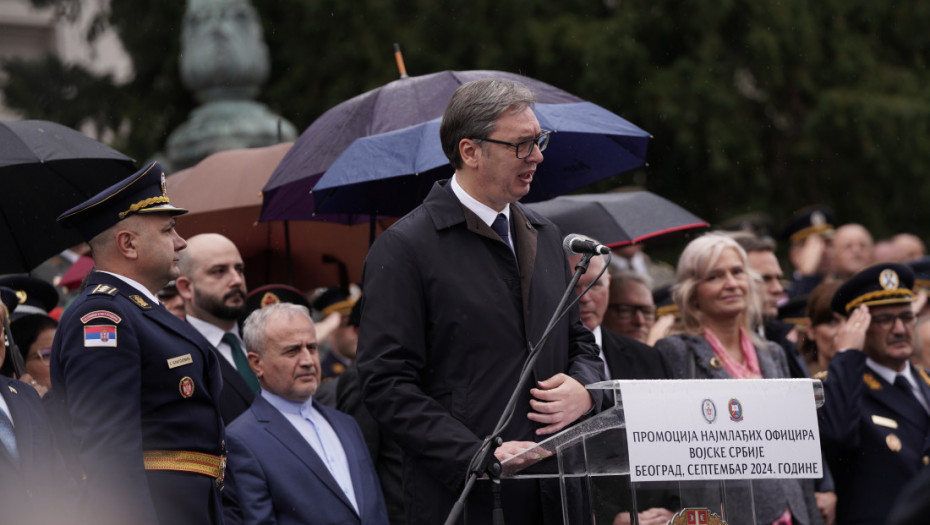 Vučić: Potpisao sam saglasnost za obavljanje redovnog vojnog roka