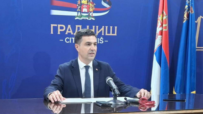 Pavlović nakon napada u Nišu: Sinoćne scene nedopustive, želimo Niš koji se gradi