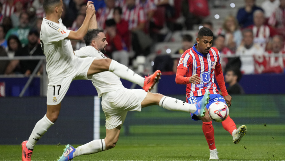 Atletiko u nadoknadi preživeo Real: Derbi u Madridu u senci skandala domaćih navijača