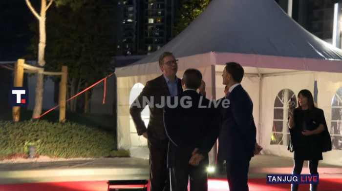 Vučić na svečanosti povodom završetka radova na hotelu The St. Regis u Kuli Beograd