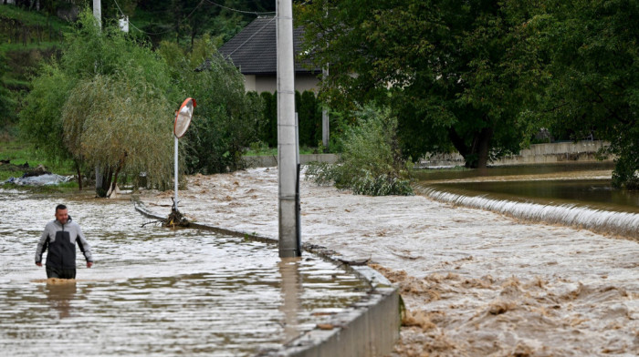 Sutra kolektivna sahrana nastradalima u poplavama na području Jablanice