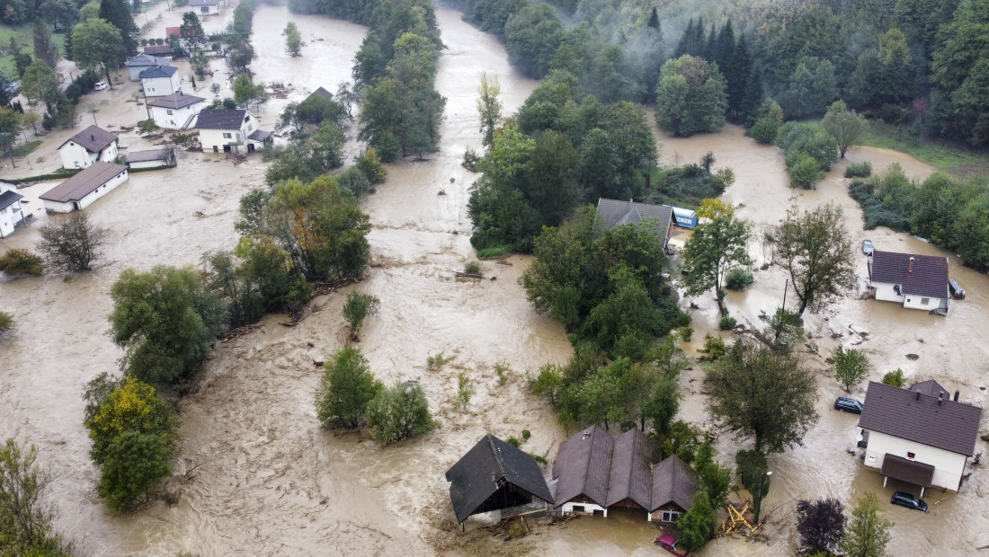 Nastavlja se potraga za nestalima u poplavama u Bosni i Hercegovini