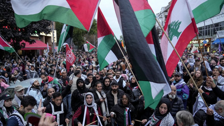 Nasilje na propalestinskim demonstracijama u Nemačkoj: Flaše i kamenice na policiju, privedeno nekoliko demonstranata