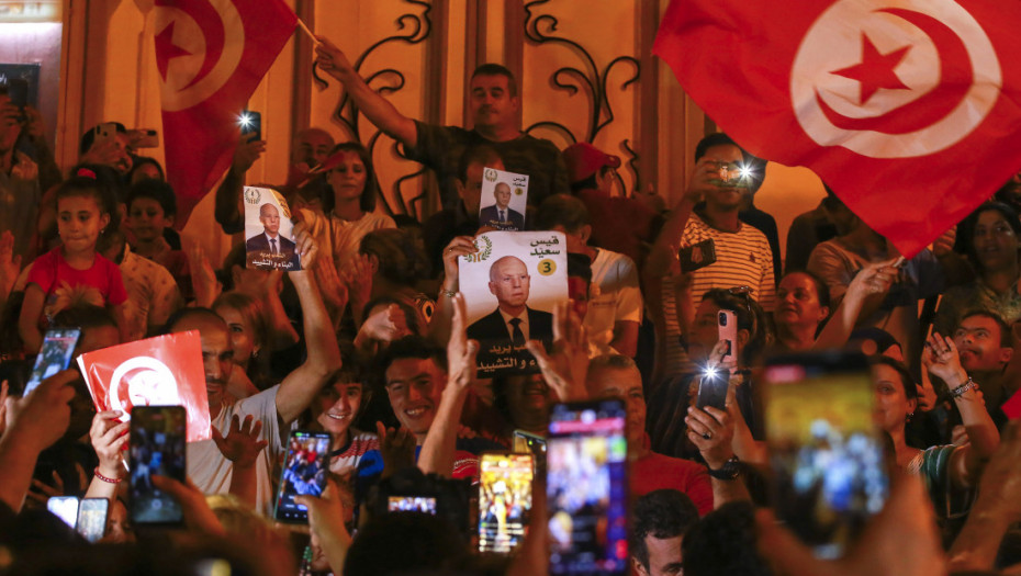 U Tunisu održan protest pred početak suđenja protiv 40 istaknutih ličnosti