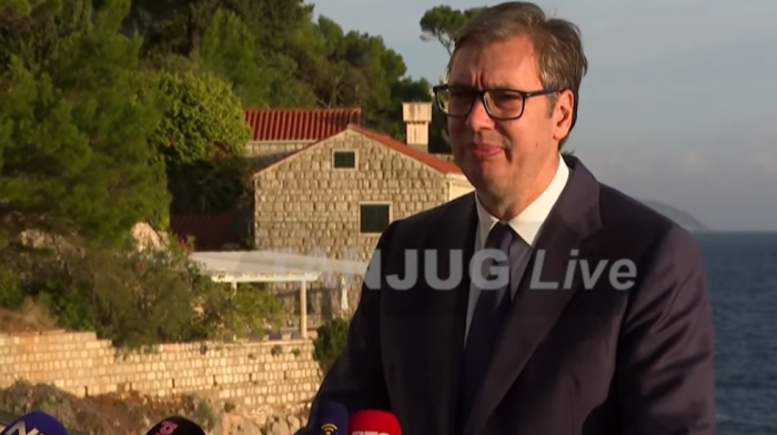 Vučić u Dubrovniku: Srbija vodi svoju politiku i neće uvoditi sankcije Rusiji