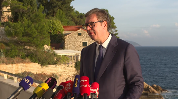 Vučić u Dubrovniku: Srbija vodi svoju politiku i neće uvoditi sankcije Rusiji