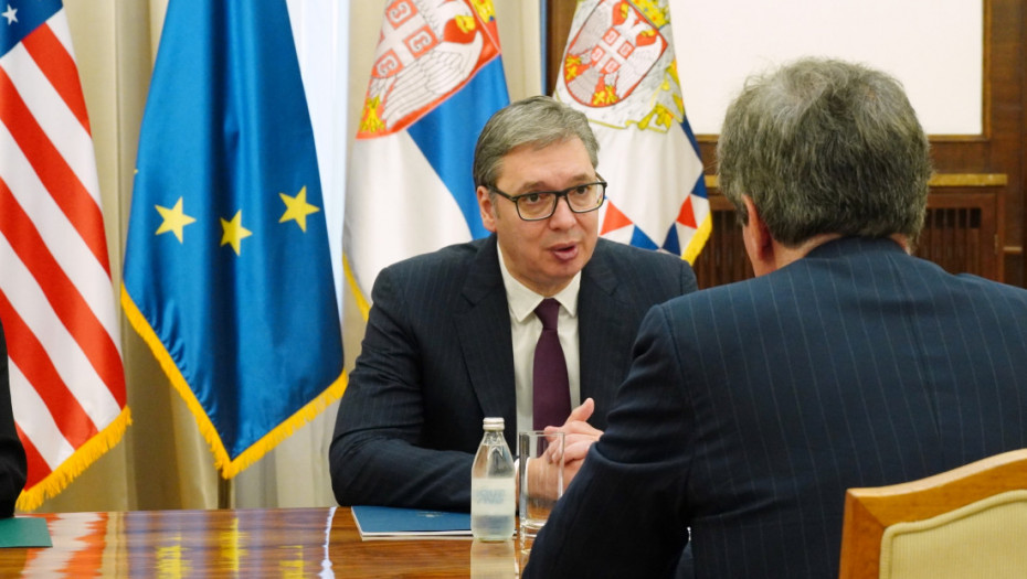 Vučić se sastao sa američkim podsekretarom Fernandezom, prisustvuje i direktor Telekoma Srbija