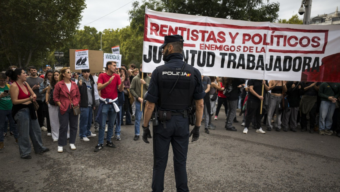 "Stanovanje je pravo, a ne posao": Hiljade ljudi protestovalo u Španiji zbog preskupih cena stanova