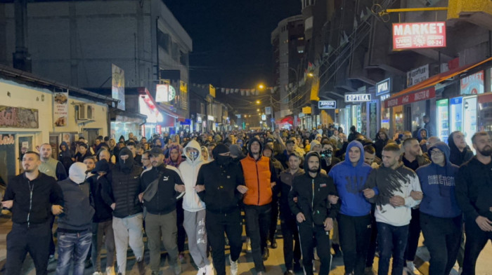 Protest navijača u Novom Pazaru zbog odluke FSS: "Nećemo stati dok ne budemo ponovo na tribinama"