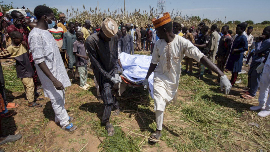 Tragedija na severu Nigerije: U požaru u islamskoj školi nastradalo 17 učenika, 12 u bolnici sa teškim opekotinama