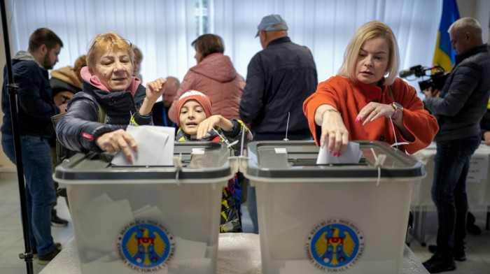 U Moldaviji danas izbori i referendum: Hoće li se pridruživanje te zemlje EU potvrditi kao "nepovratni" cilj u Ustavu