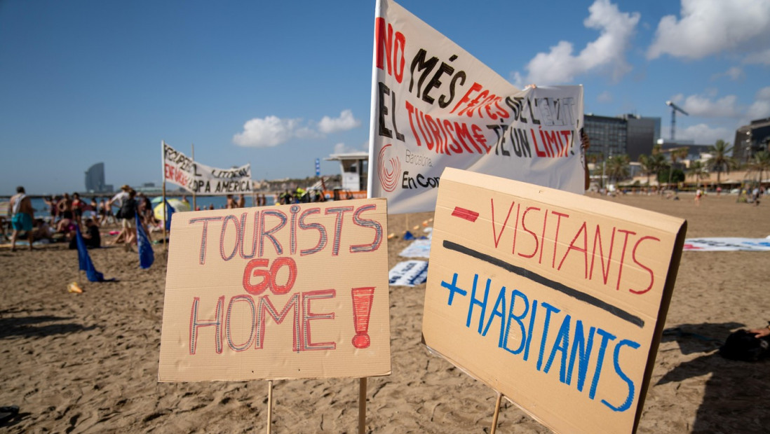 Protesti zbog prekomernog turizma u Španiji nastavljaju se i nakon leta