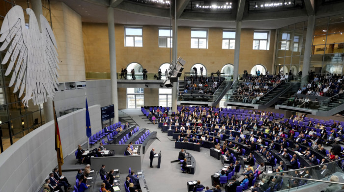 Nemački Bundestag usvojio predlog opozicije o strožijoj migracionoj politici