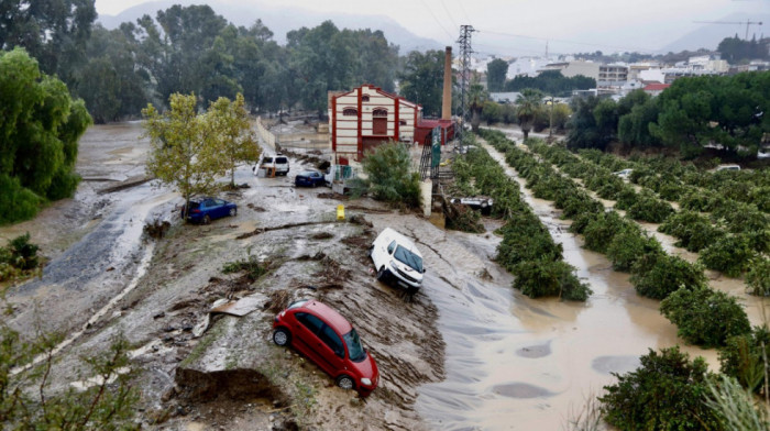 Katastrofalne poplave u Andaluziji, na snazi crveno upozorenje zbog ekstremnih uslova