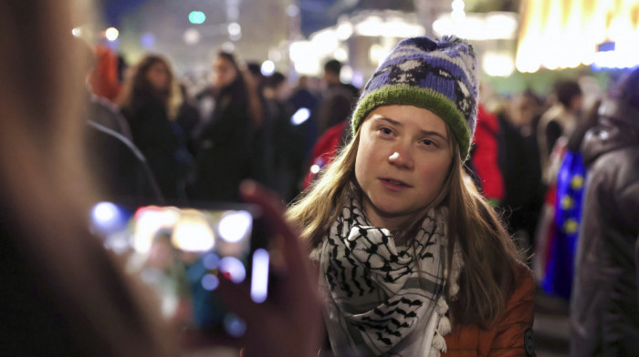 Greta Tunberg na protestu u Tbilisiju: "Ovde sam da podržim građane i aktiviste koji se zalažu za osnovna prava"