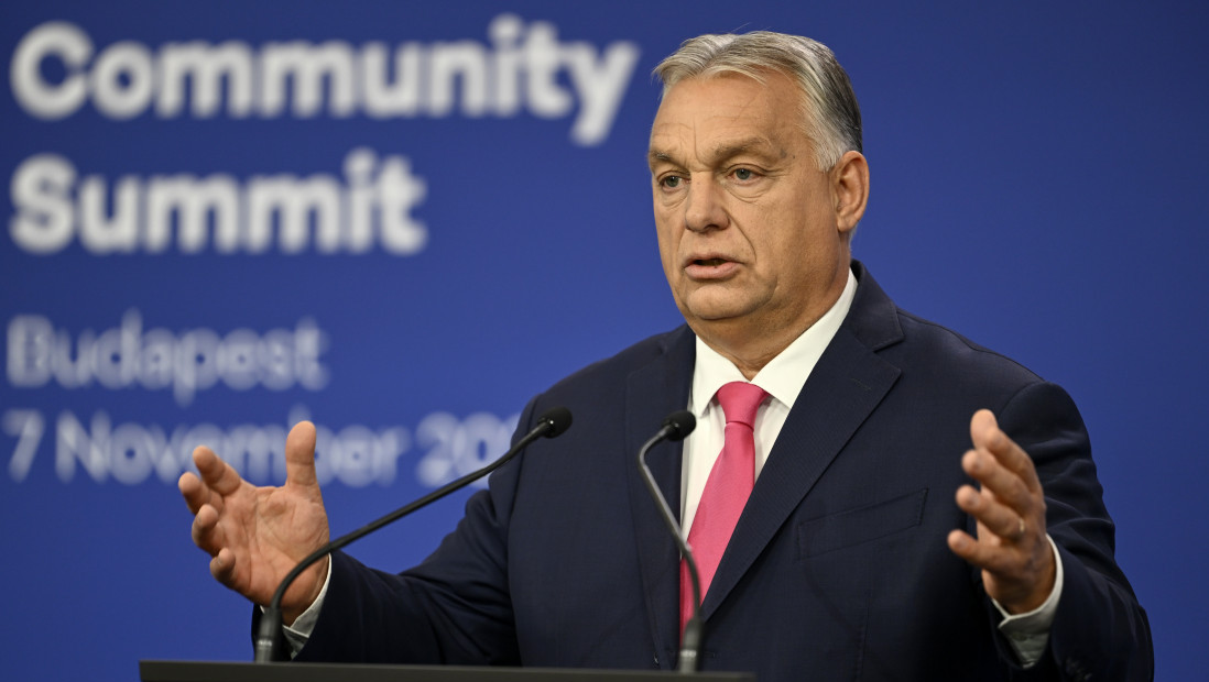 Orban: Evropa ne može samo da očekuje da je štite SAD, mora postati značajan igrač