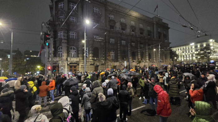 Završen protest u Beogradu: Opozicija zatražila ostavke Vučevića i gradonačelnika Novog Sada