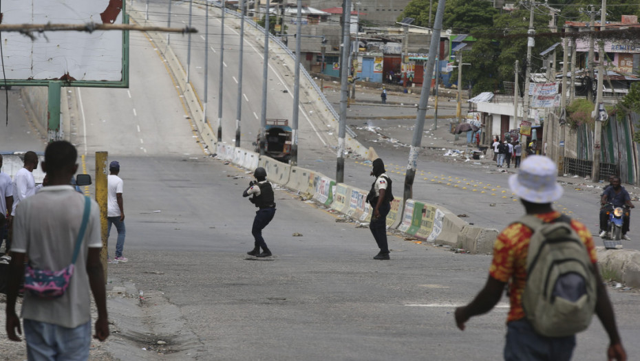 UN povlači deo osoblja sa Haitija zbog eskalacije nasilja u Port-o-Prensu