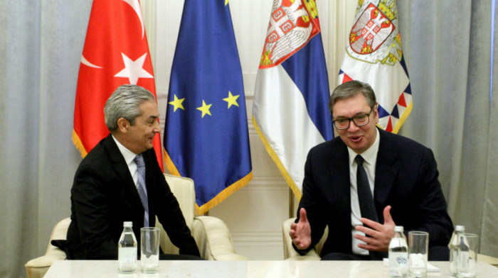 Vučić primio u oproštajnu posetu ambasadora Turske Hamija Aksoja