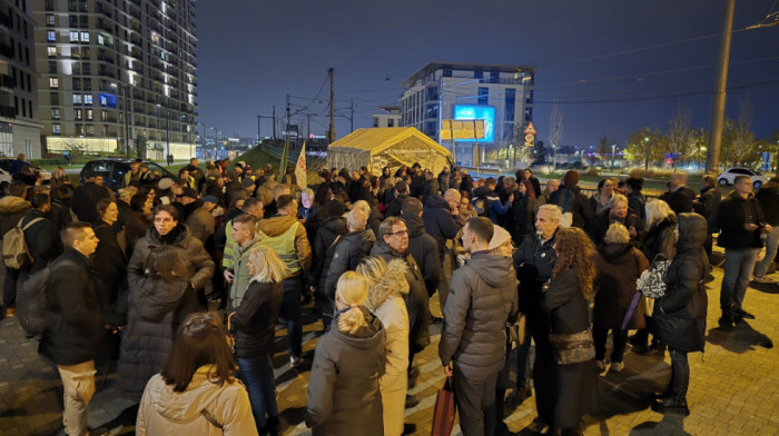 Protest u Beogradu na vodi: Incidenti na skupu nakon blokade saobraćaja u Bulevaru Vudroa Vilsona