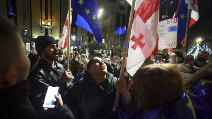 Okidač za proteste u Gruziji: Kako je "simbolična" odluka vlade u Tbilisiju poslužila kao povod za haos na ulicama