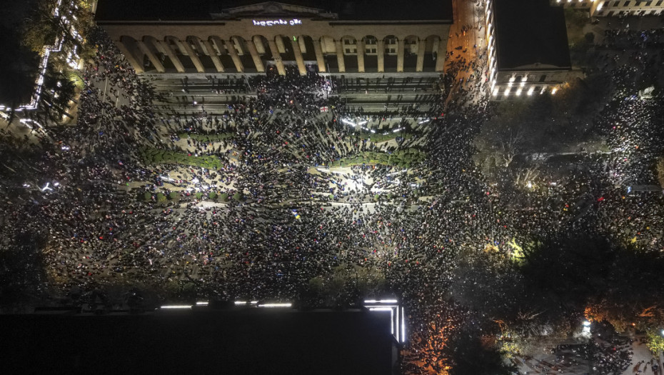 Hiljade ljudi protestuje u Gruziji zbog odluke vlade da obustavi pregovore sa EU