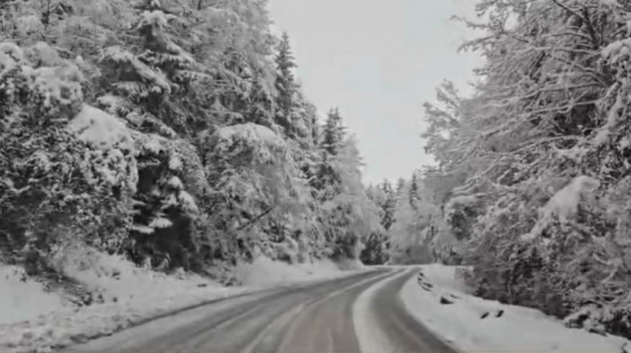 Na Zlatiboru oko 20 centimetara snega, na Jabuci iznad Prijepolja oko 15